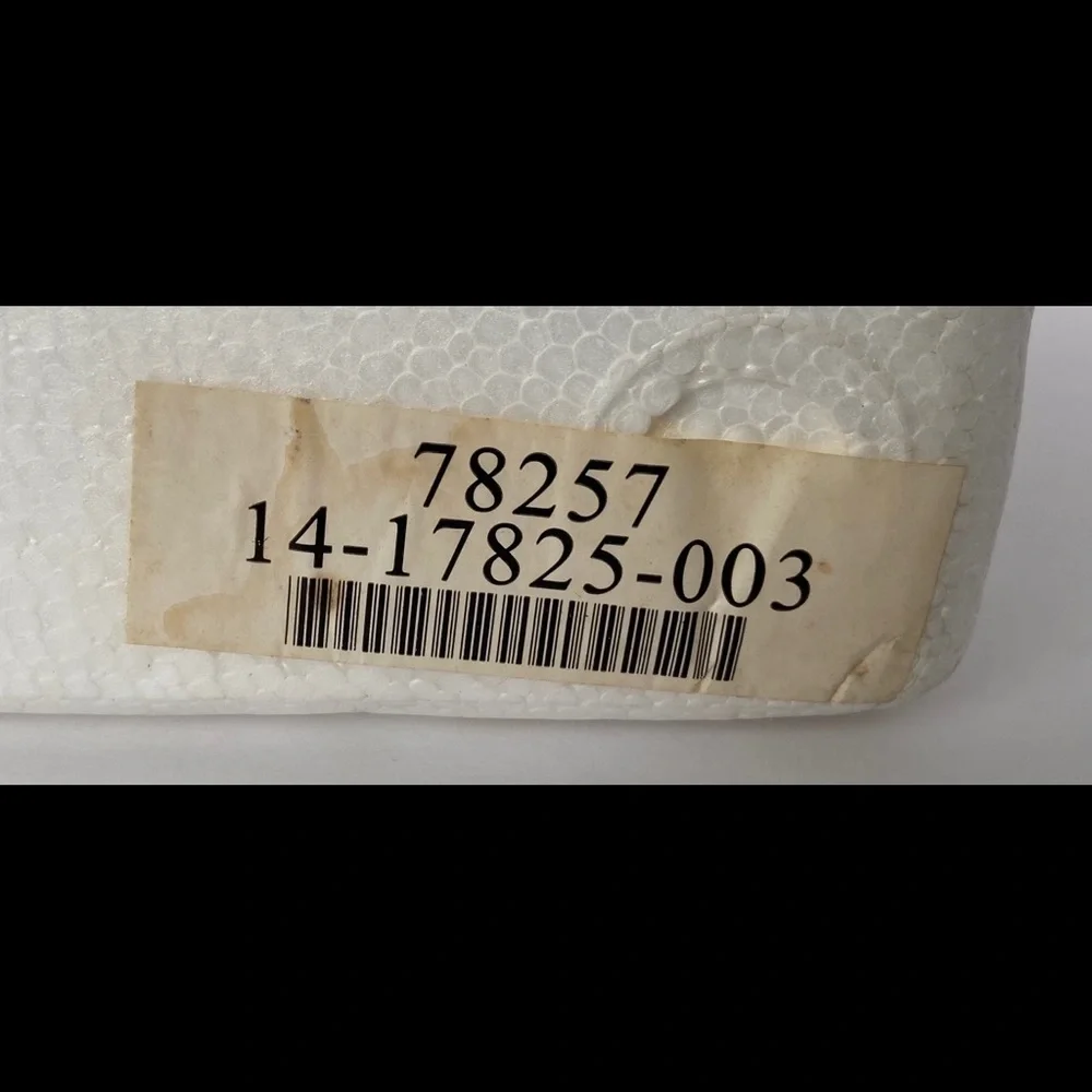 HAWTHORNE CHRISTMAS VILLAGE “RARE”-  HOLY NIGHT CHAPEL - Picture 15 of 15